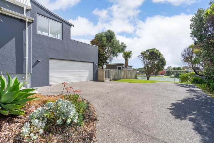 18 Marram Way Peka Peka_17