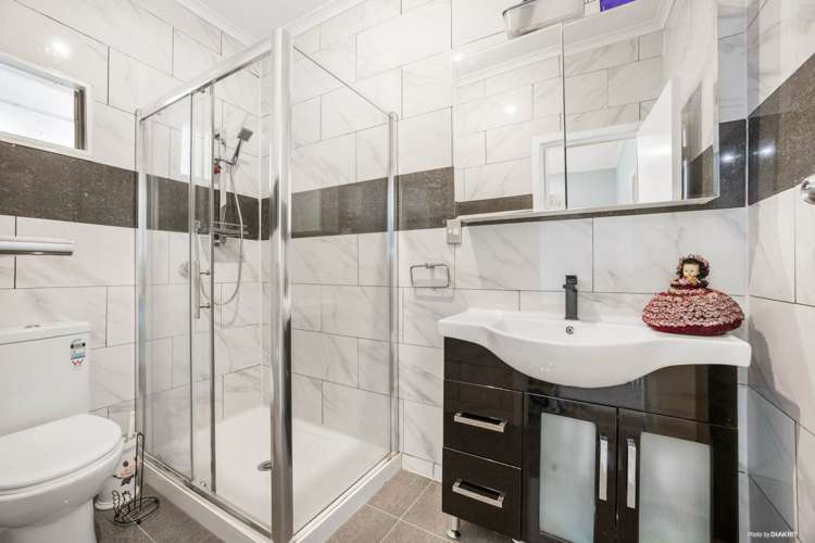 19 Dryden Avenue Papatoetoe_16