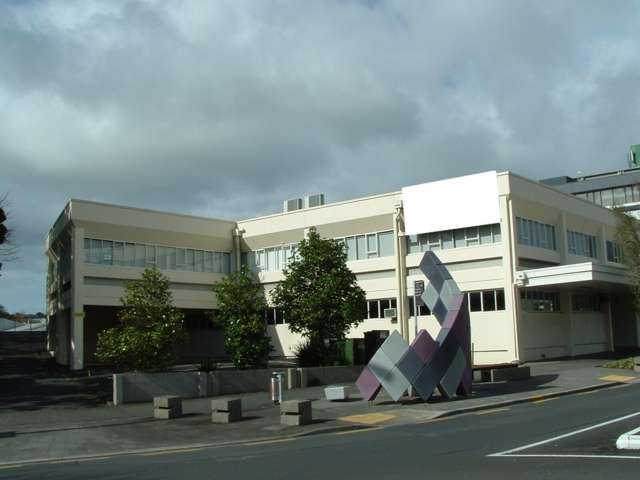 Central Offices in the Heart of Henderson