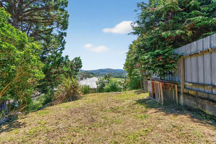 15 Thomson Grove Stokes Valley_22