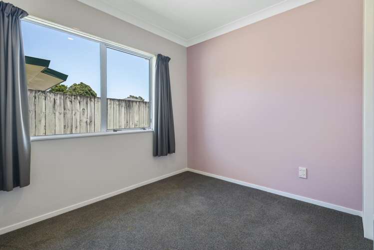 20b Lisbon Street Greerton_12