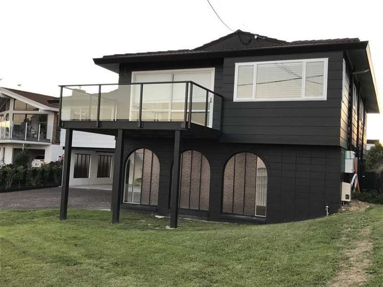 1/50 Seaview Road Castor Bay_12