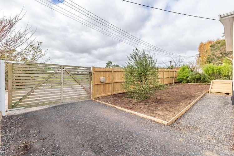 22 Churchill Crescent Shannon_17