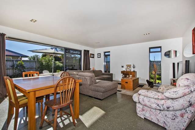 13 Lowburn Avenue Waipu_3