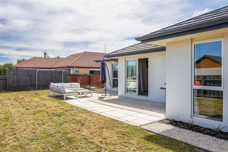 24 Farnborough Street Aranui_13