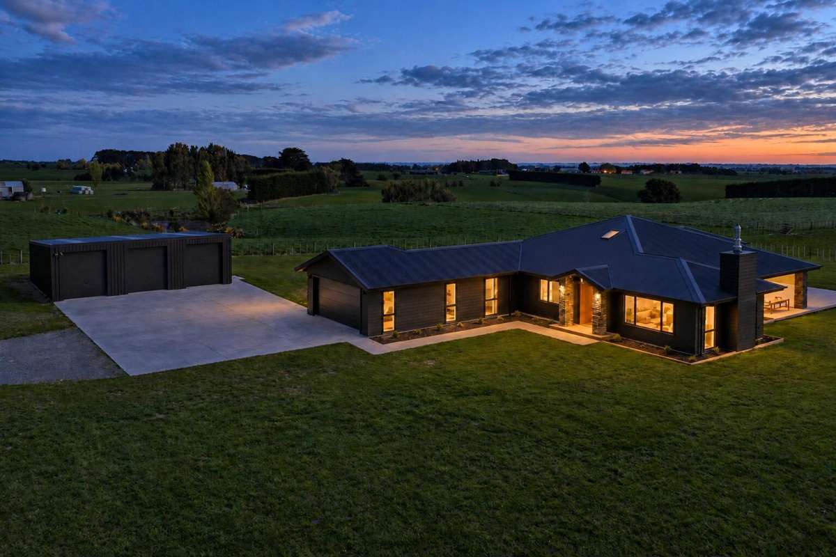 455 Mount Stewart Halcombe Road_0