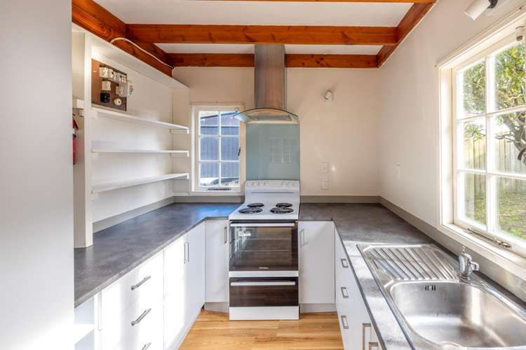 13 Totara Road Onetangi_12