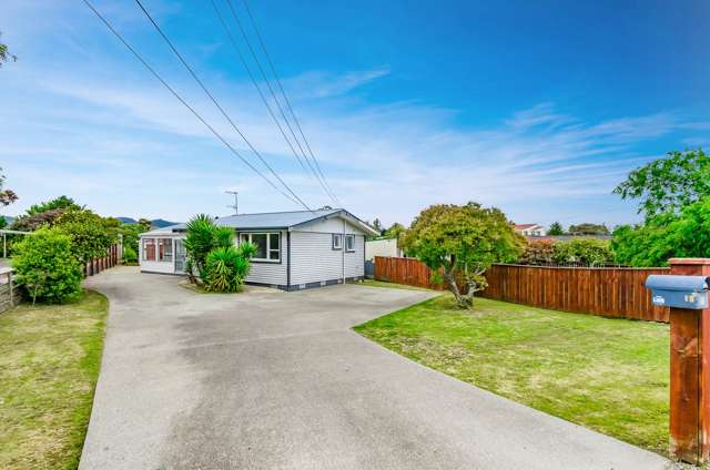 18 Walton Road Paraparaumu Beach_1