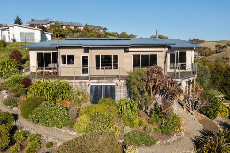 12 Lake View Place Fairhall_50