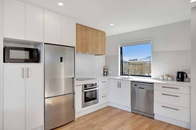 2/9 Marcroft Street Woolston_4