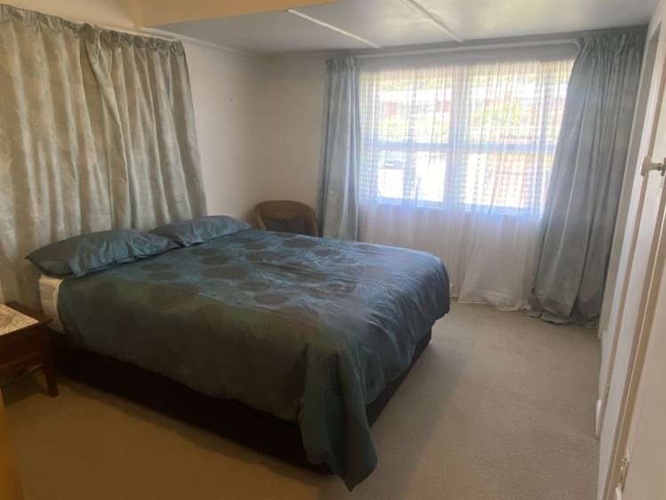 76 Neale Avenue Stoke_8