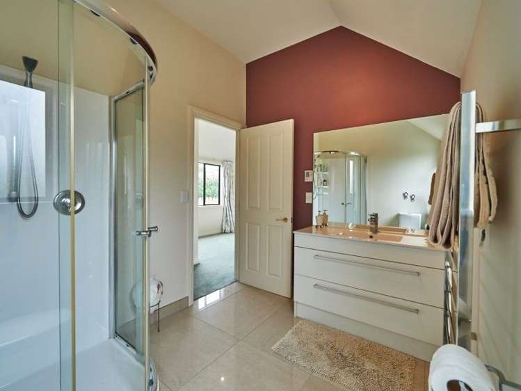 84 Oroua Road Kairanga_16