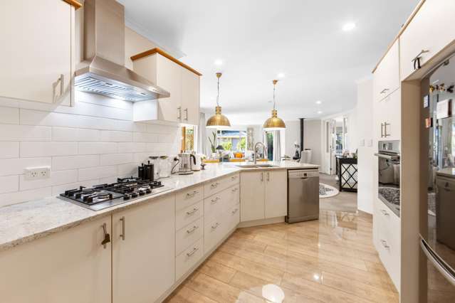 12 Mahuri Street Parklands_1