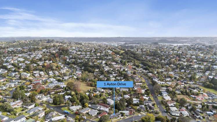 1 Ayton Drive Totara Vale_17