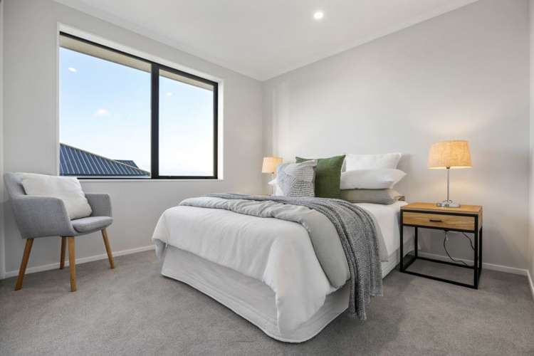 22 Symes Drive Red Beach_13