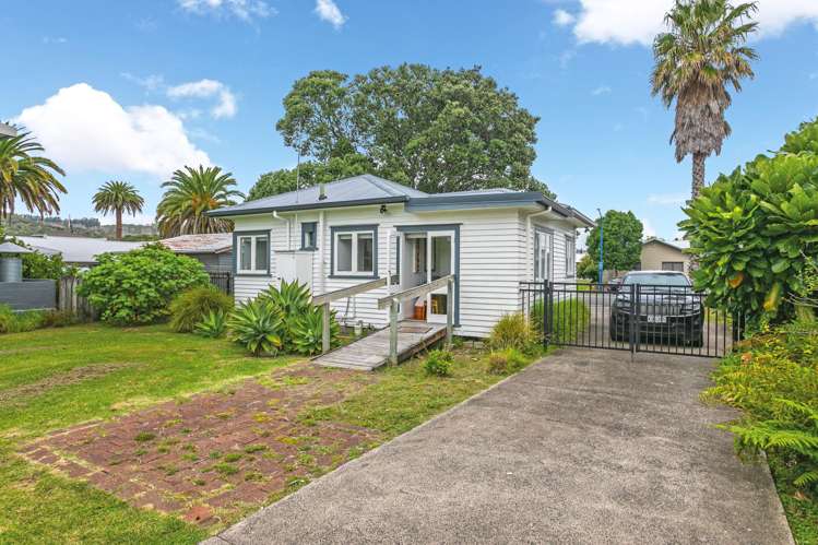1 Monk Street Whitianga_2