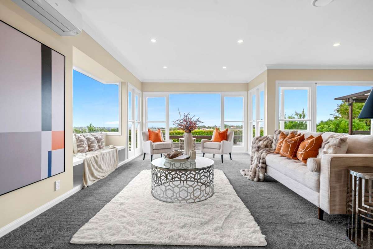 2/349 Glenfield Road_1