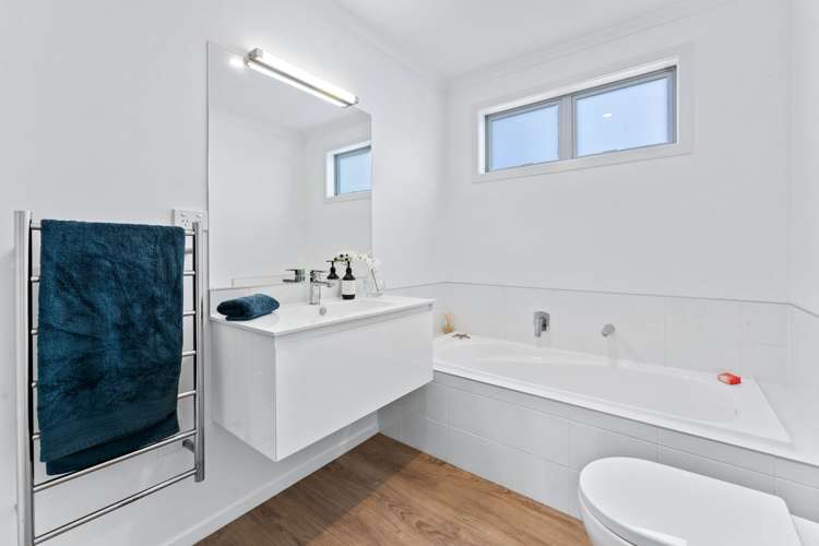 3 Garth Ross Lane Karaka_11