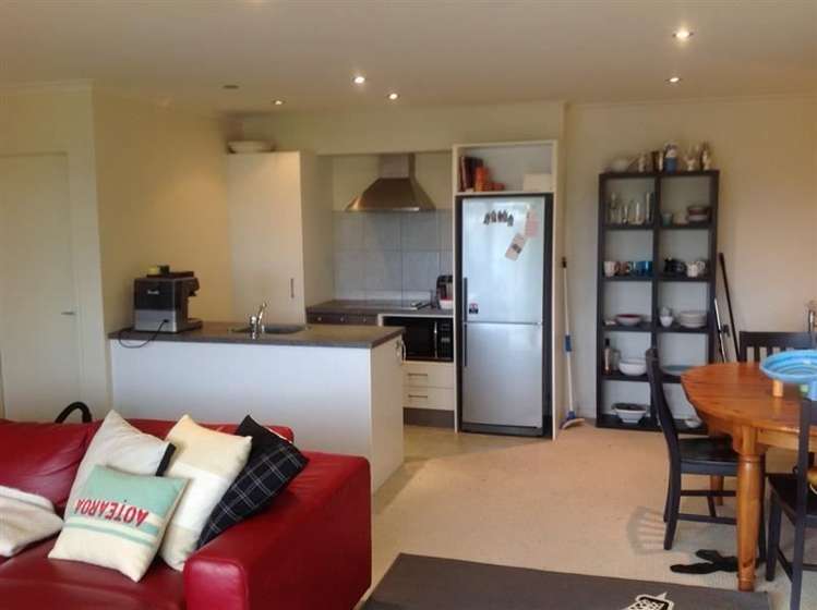 2/26 View Road Titahi Bay_12