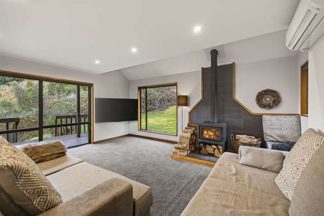 4 Moss Lane Sunshine Bay_2