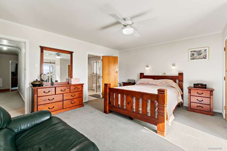 13 Clark Road Pahurehure_19