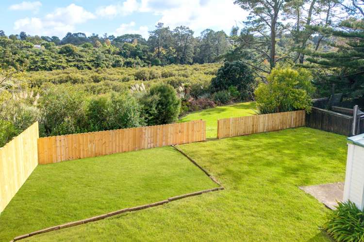 99 Riverpark Crescent Henderson_17