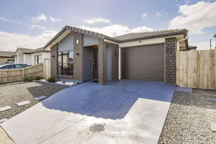 18 Survila Street Takanini_15