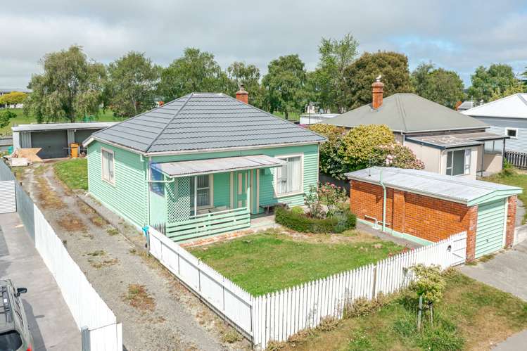 18 Raymond Street West End_13