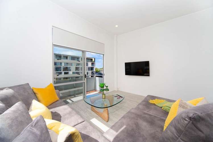 1/3 Ngahura Street Eden Terrace_6