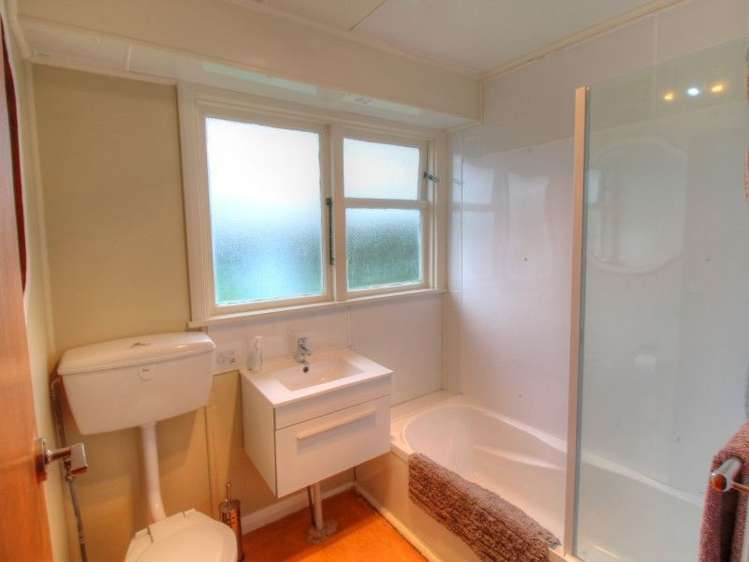 69 Davis Crescent Netherby_5