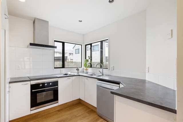 2/428 Manchester Street Saint Albans_2