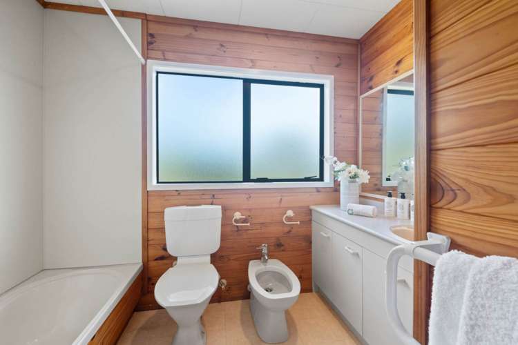 2/15 Glenvar Road Torbay_10