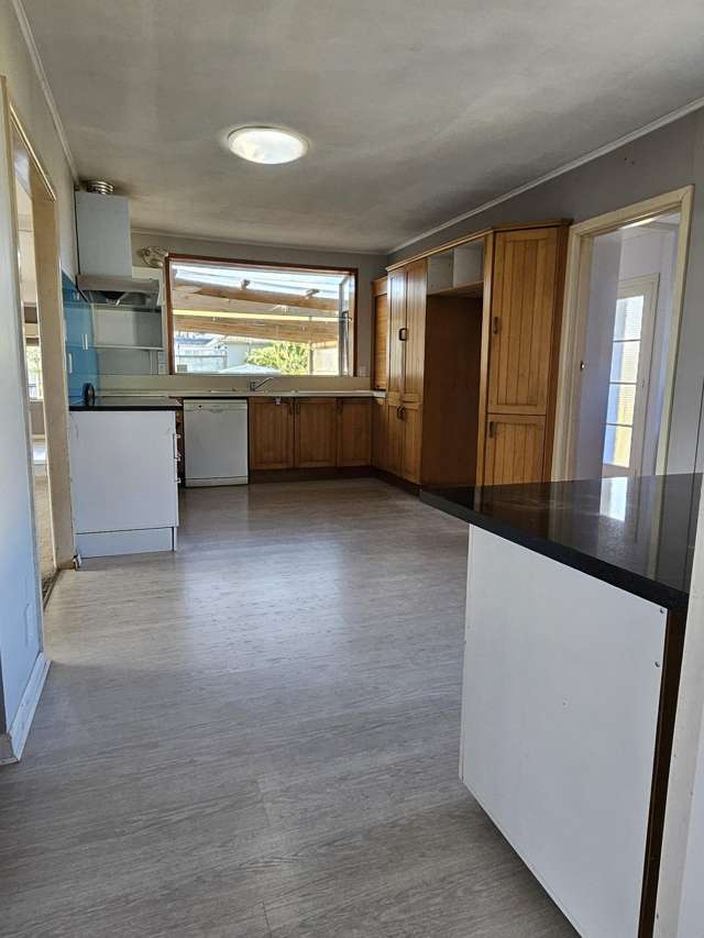 700 Richardson Road Mount Roskill_2