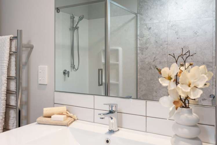 Riapeti Rise Puna Rua_12