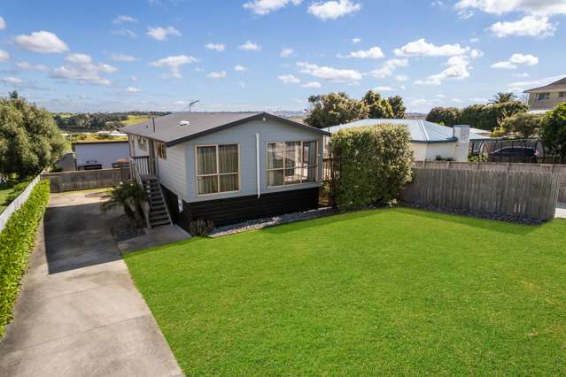 8 Karaka Road Beachlands_1