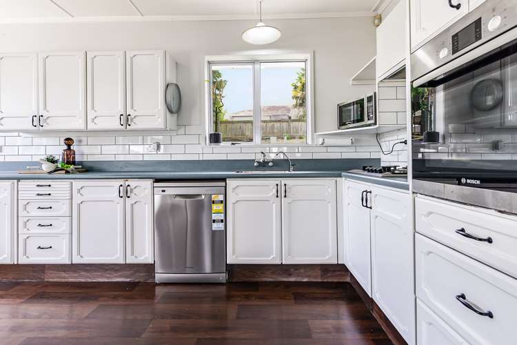 27 Hinton Avenue Forest Lake_12