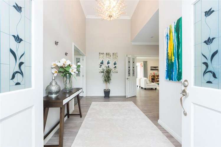 18 Regis Lane Flat Bush_3