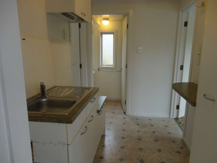 142 Bassett Road Remuera_14