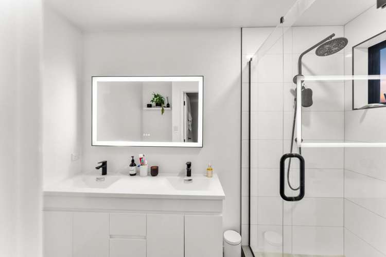 1 Ekuarangi Place Kaitake_18