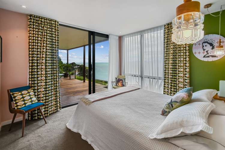 1833 East Coast Road Whakatiwai_17