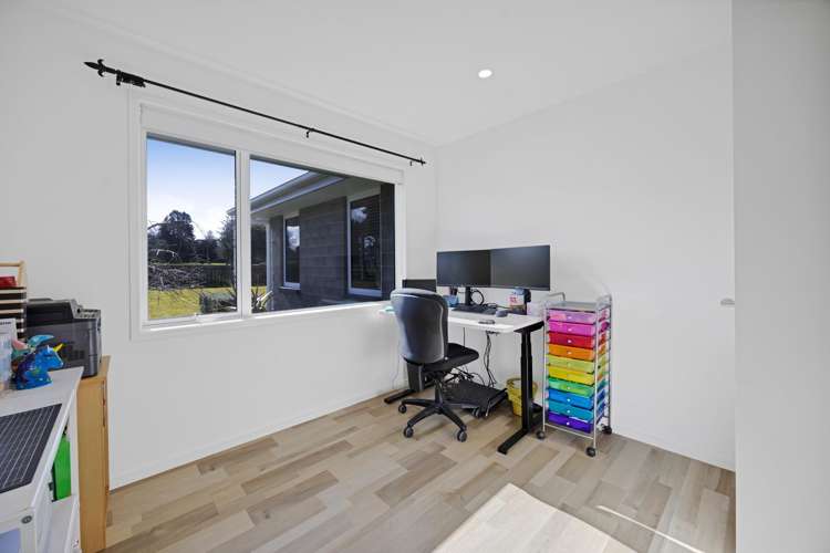 2 Mercade Close Stratford_13