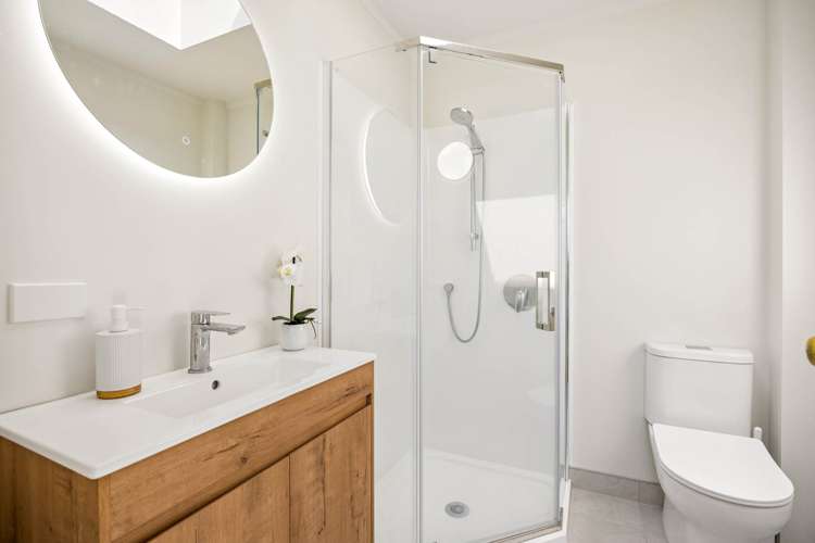 10 Hasbury Avenue Epsom_16