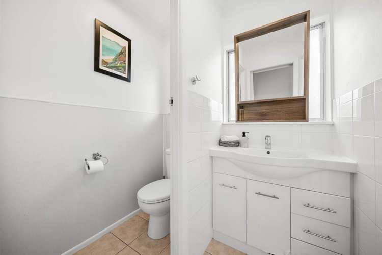 4 Blyton Lane Pakuranga Heights_26