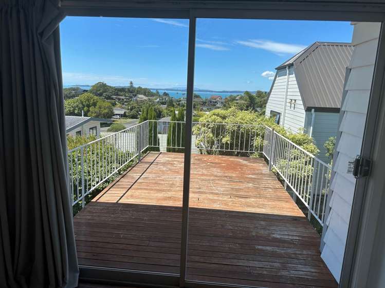 12 Copperfield Terrace Mellons Bay_9