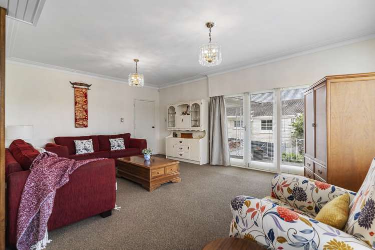 3 Ross Place Opaheke_13