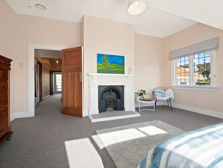 70 Easther Crescent Kew_11