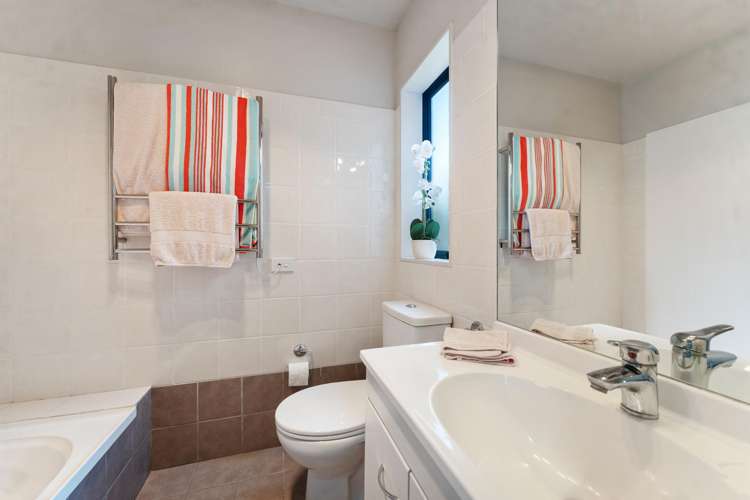 2a Sycamore Drive Sunnynook_14