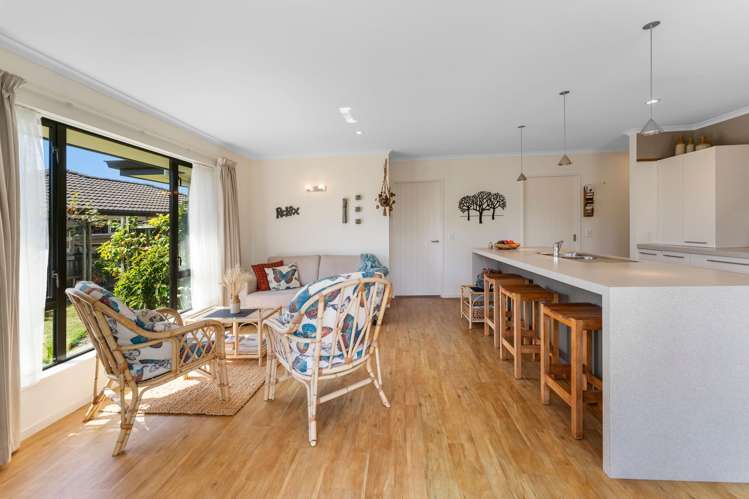 38 Hollybush Drive Brightwater_8