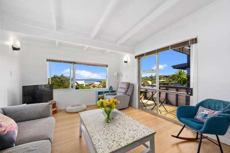 15 Kotanui Avenue Army Bay_3