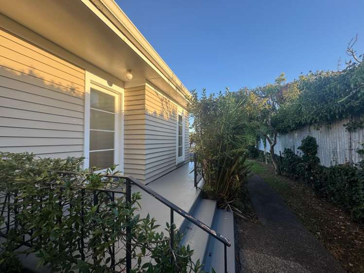 56 Cuba Street Marton_9